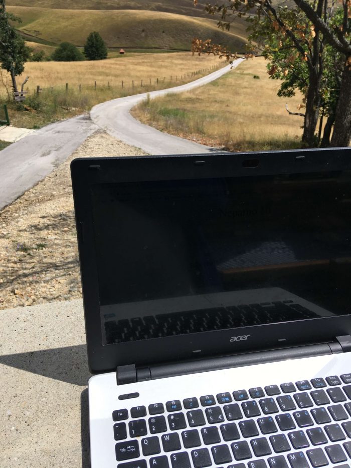road laptop